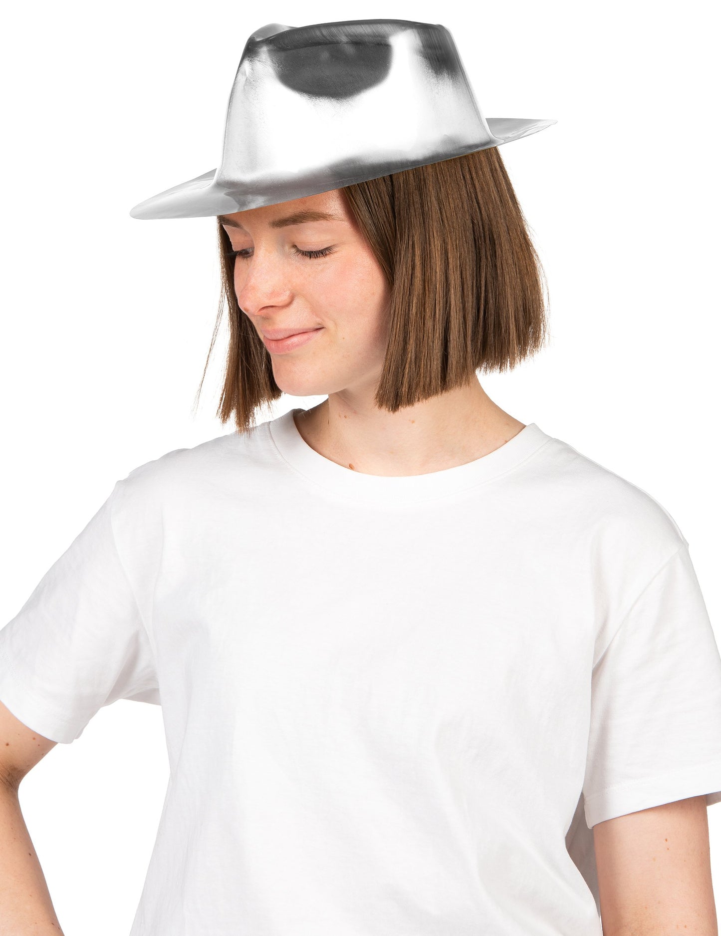 Блестяща сребърна гангстерска шапка