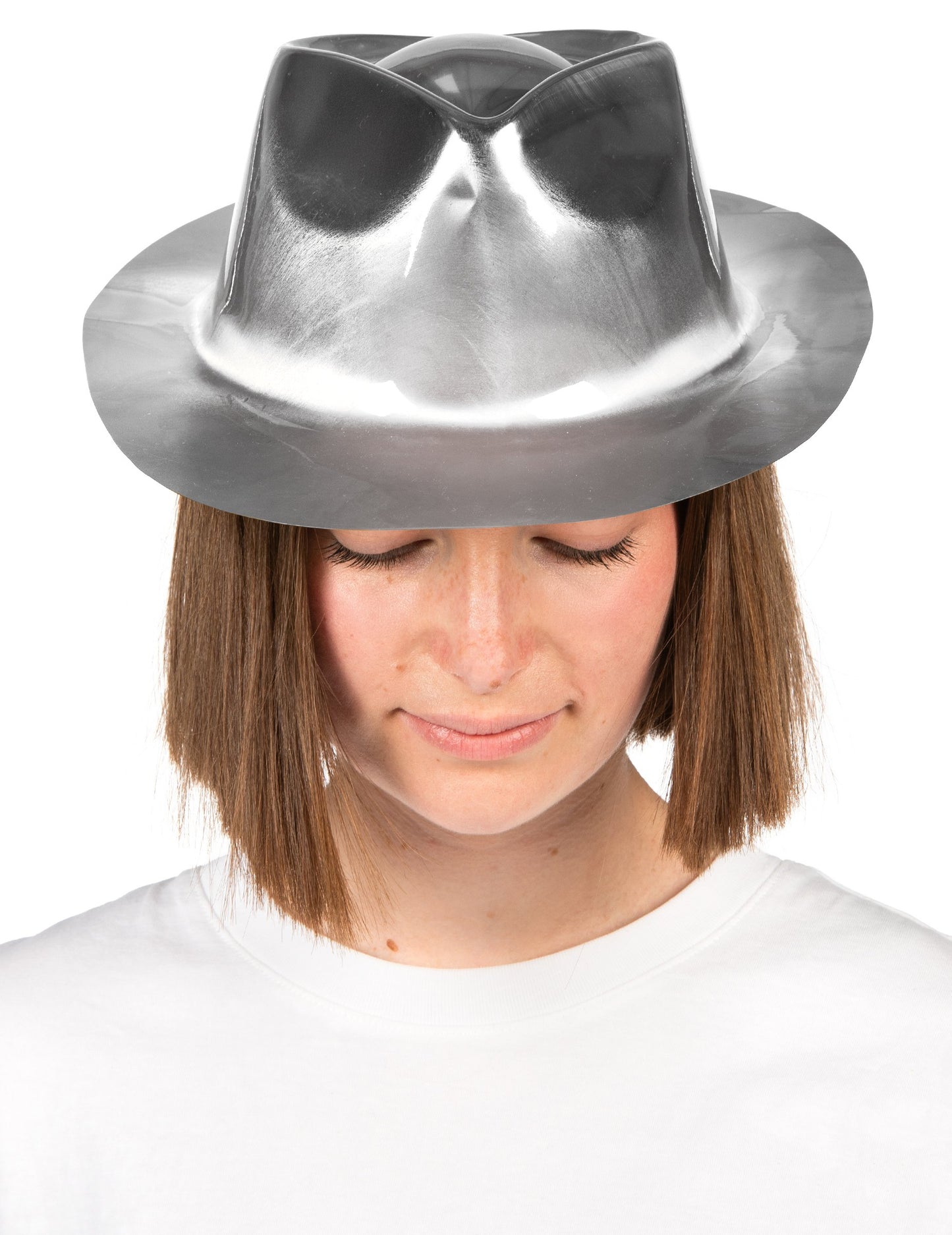 Блестяща сребърна гангстерска шапка