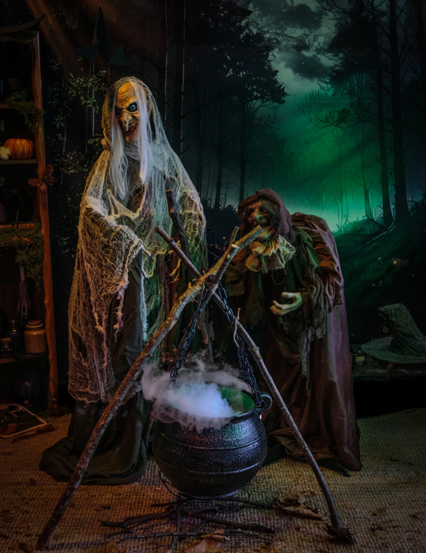 Котел на вещицата с мъгла 45см