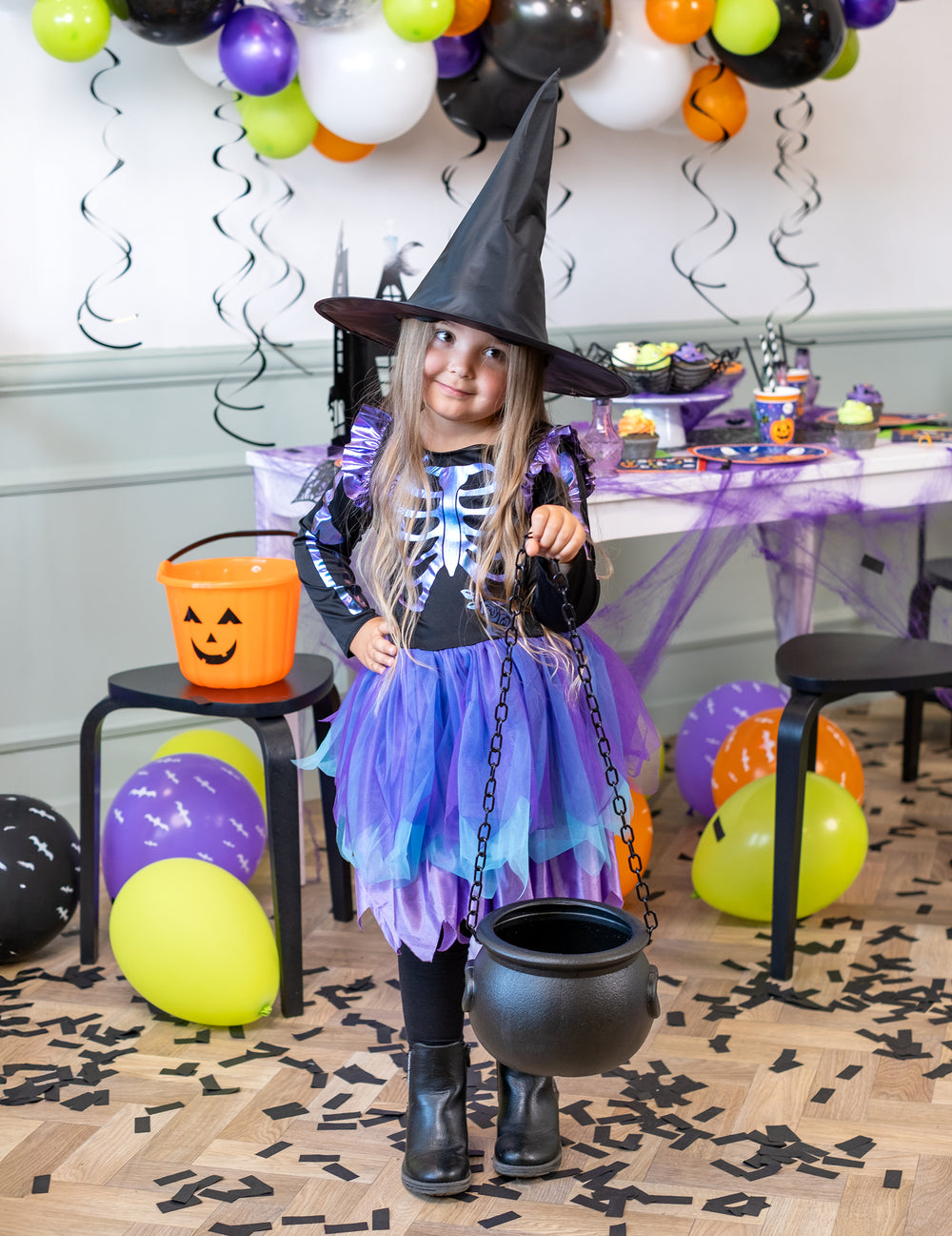 Mise en situation du chaudron de sorcière pour Halloween