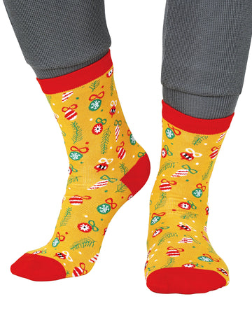 Жълти коледни чорапи за възрастни с шарки