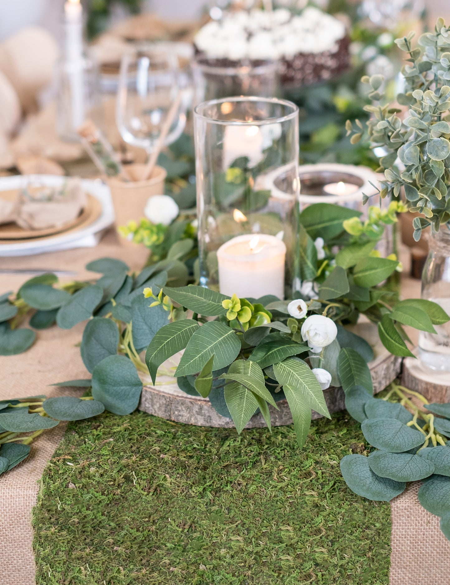 Пътека за маса от естествен мъх 30 cm x 2 м за сватба