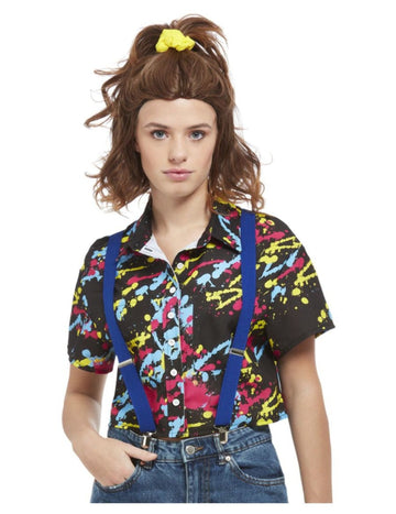 Черна риза от 90 -те отпечатани следи от многоцветна боя