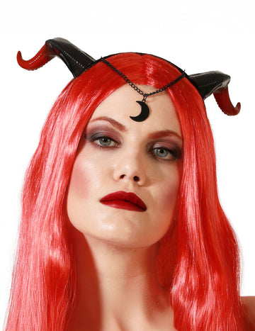 Демонски рога с възрастна луна