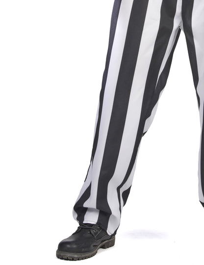 Détail du pantalon du costume de fantôme rayé