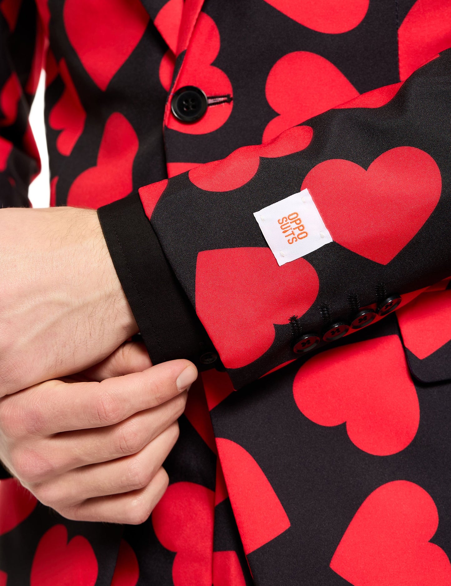 Костюм, г -н крал на коеврите, се противопостави на