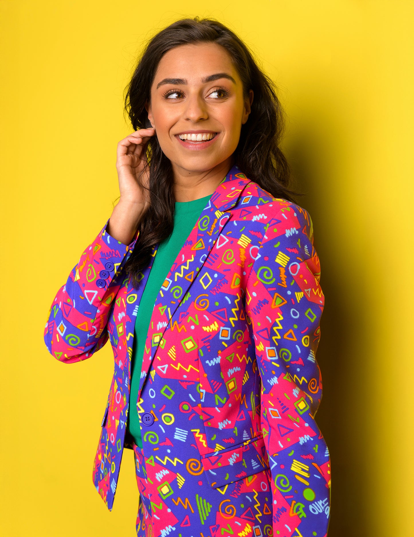 Vue de profil de la veste du costume Mrs. Symbole coloré