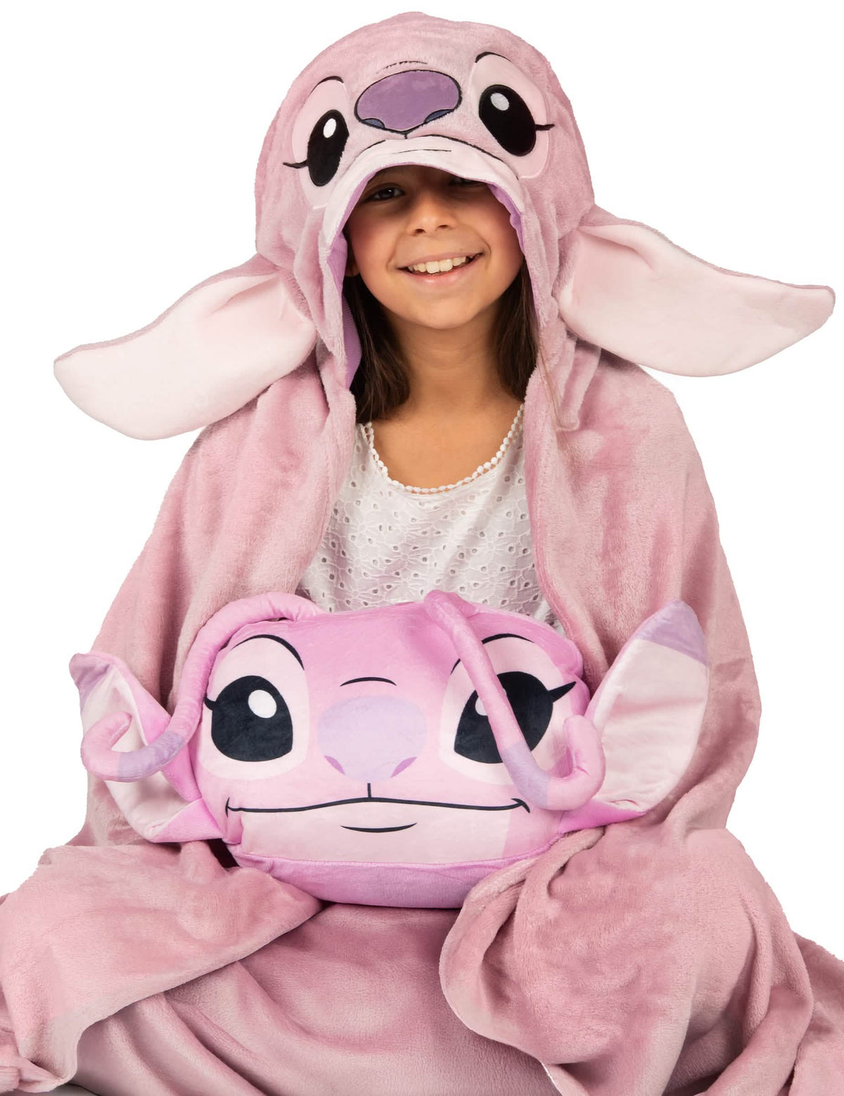 Détail de la capuche du coussin cocooning en forme de tête Angel Lilo & Stitch