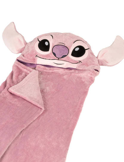 Détail du visage brodé du déguisement plaid polaire à capuche Angel Lilo & Stitch