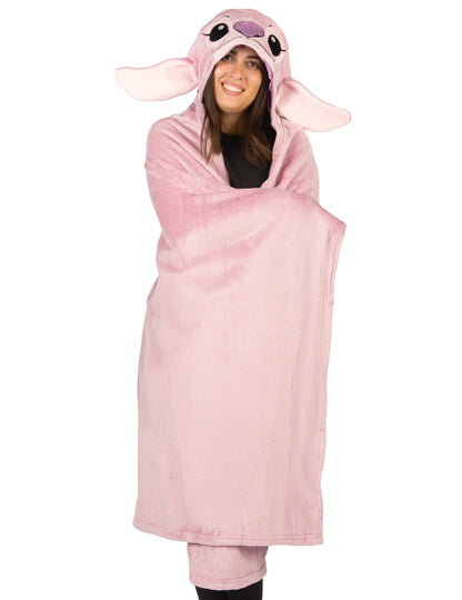 Vue de face porté du déguisement plaid polaire à capuche Angel Lilo & Stitch