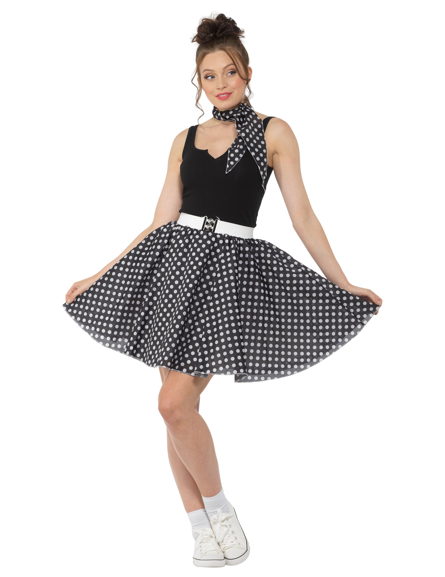 Костюм от 1950 г. черен с женски грах