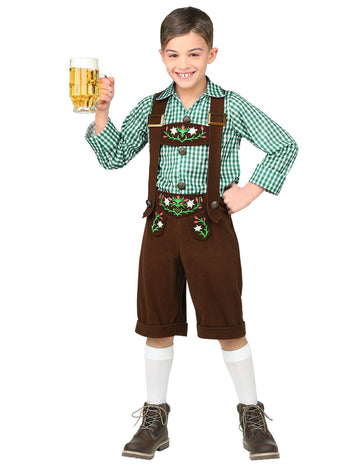 Зеленият баварски костюм на момчетата