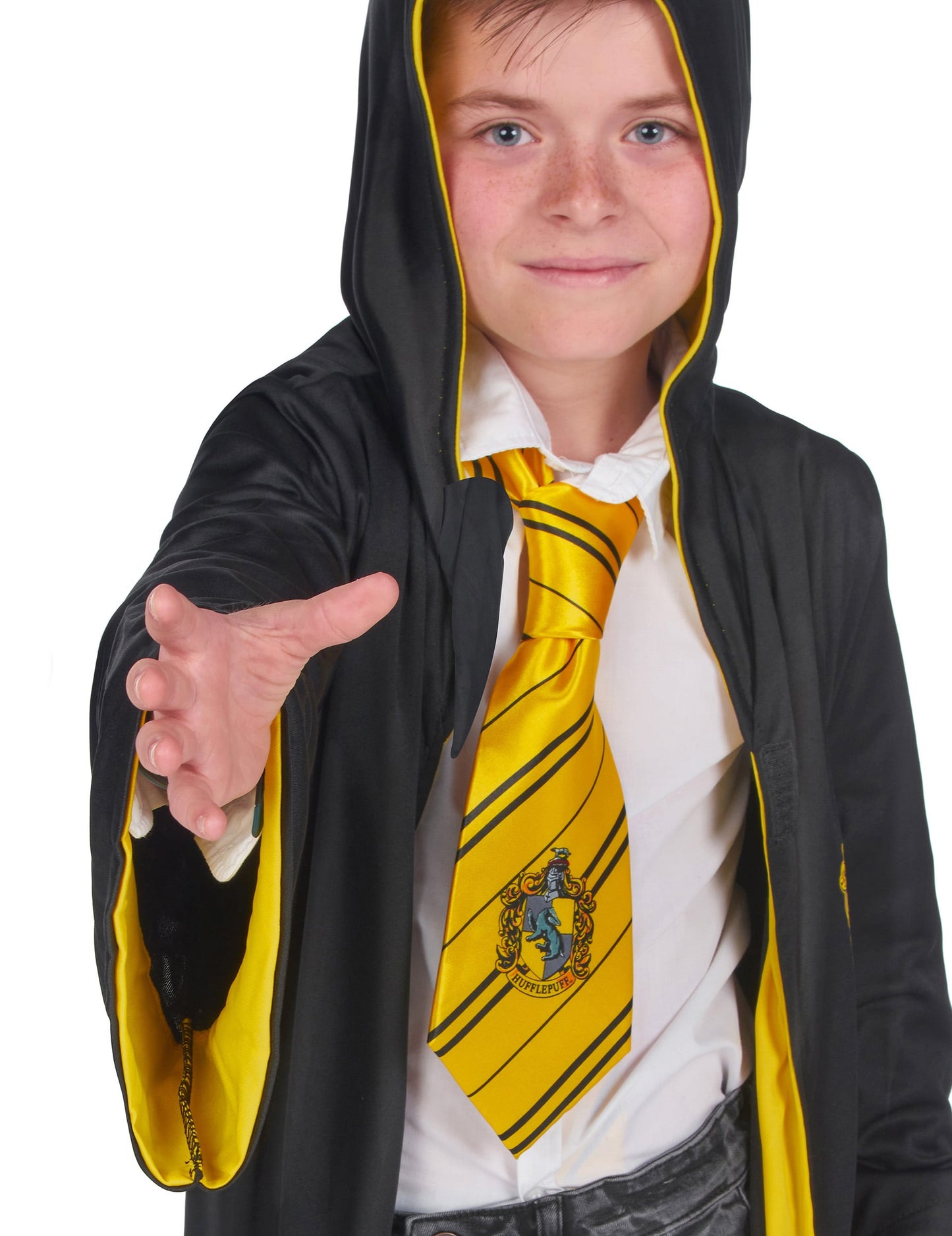 Gros plan sur la cravate du déguisement classique Poufsouffle Harry Potter pour enfant