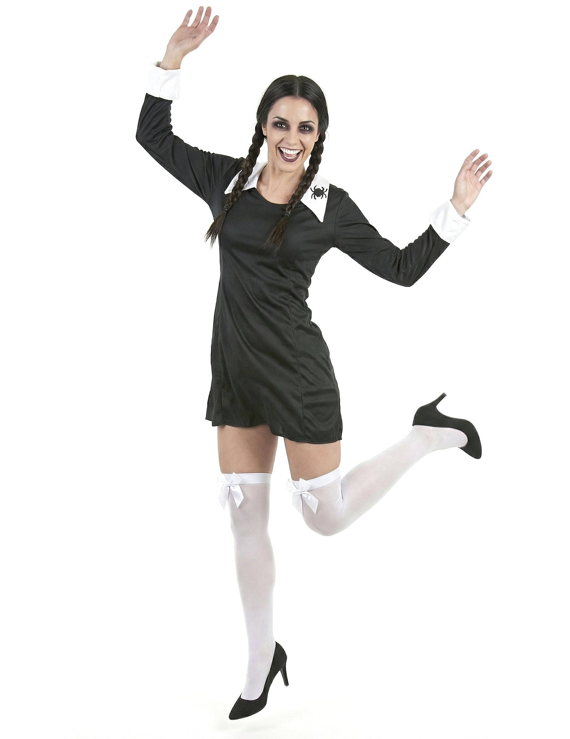 Предна гледка в движение на костюма на ученичка за Хелоуин