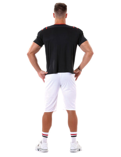 Костюмът на американския футболист черно -бял човек