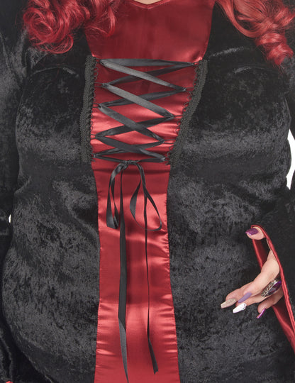 Голям костюм за готически размер с червена и черно женска качулка