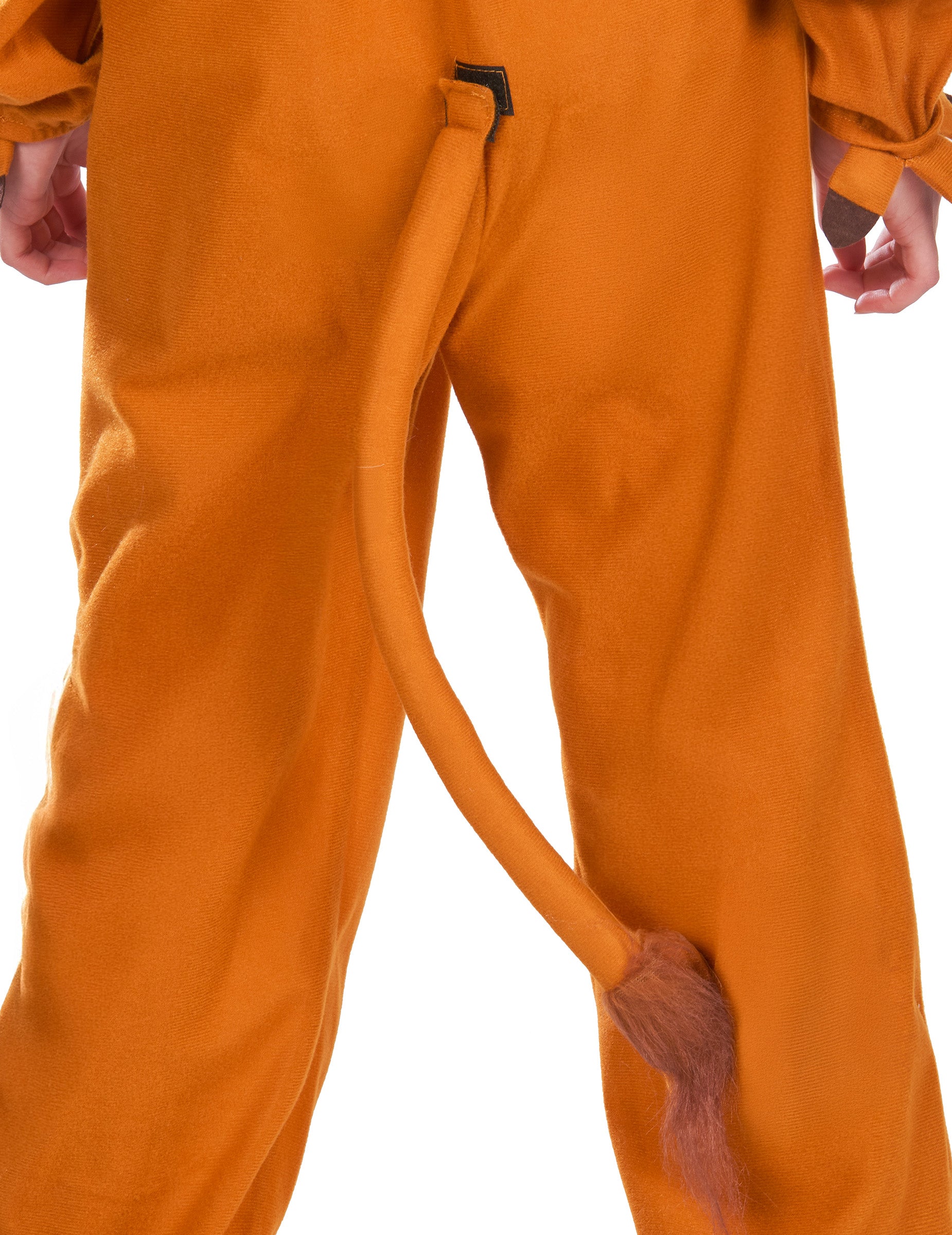 Détail de la queue du déguisement de lion effet polaire pour enfant