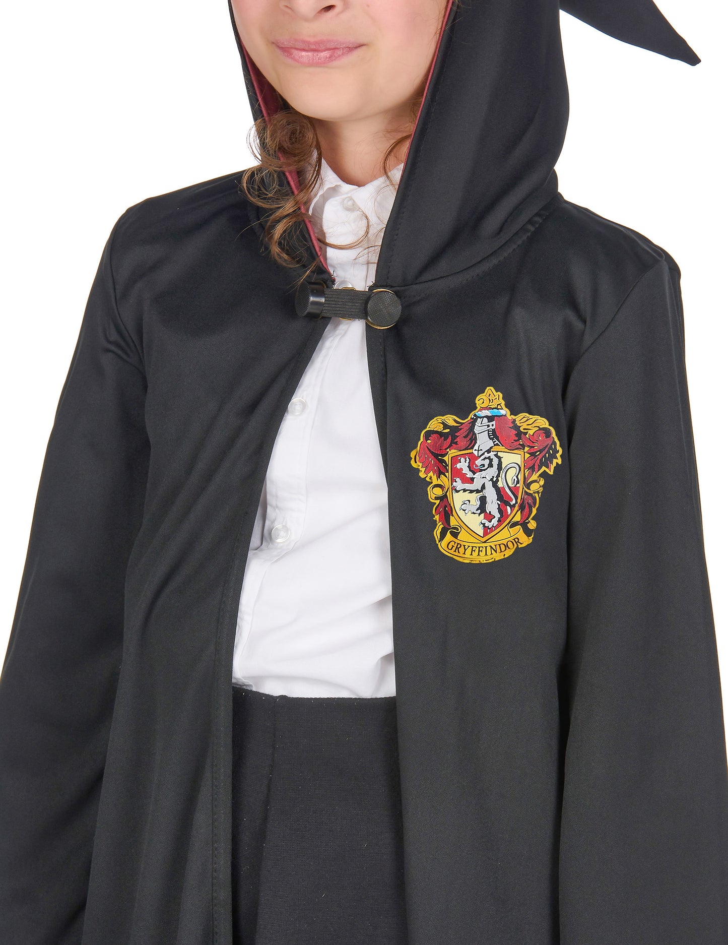Détail du blason et de la fermeture du déguisement luxe robe de sorcier Gryffondor Harry Potter