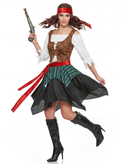 Жена раирана пиратска маскировка