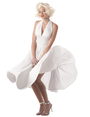 Секси прикрийка Мерилин жена