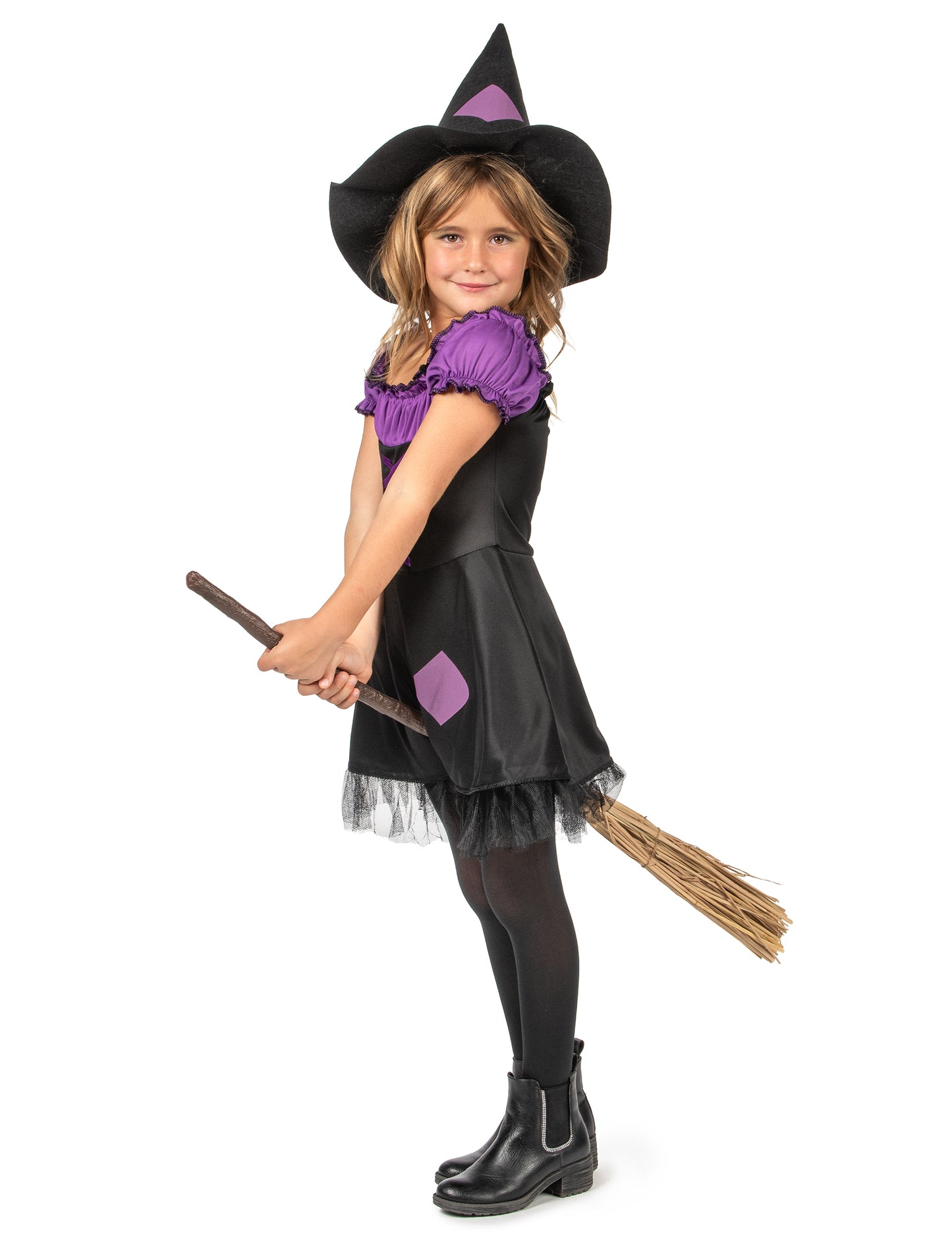 Виолетова вещица маскировка с момичешка шапка