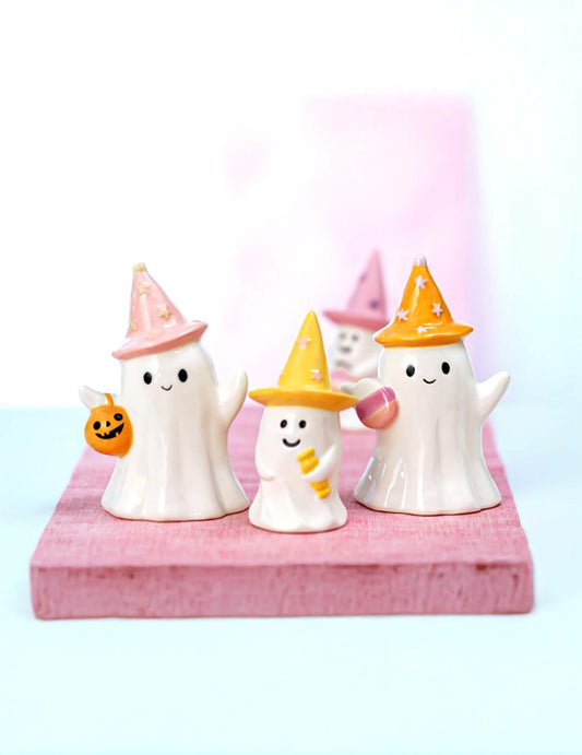 Декоративен призрак Summerween от керамика със звездна шапка 9,5 x 8 x 15 cm