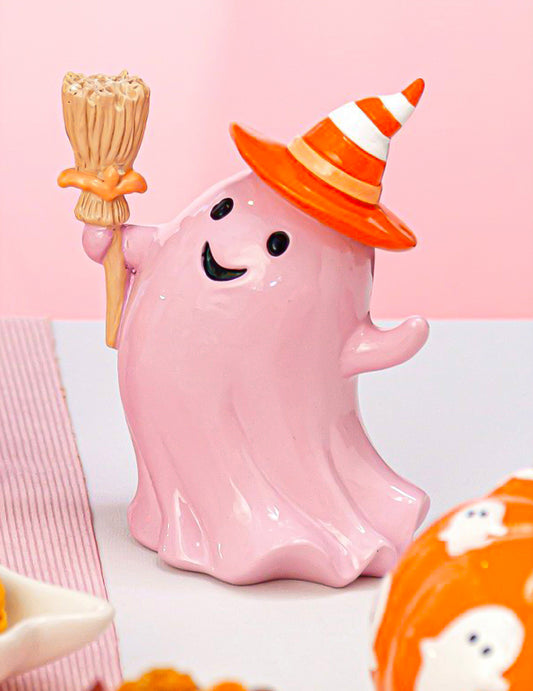 Декоративен призрак Summerween от смола с пастелно розова метла 12,3 x 8,8 x 15 cm