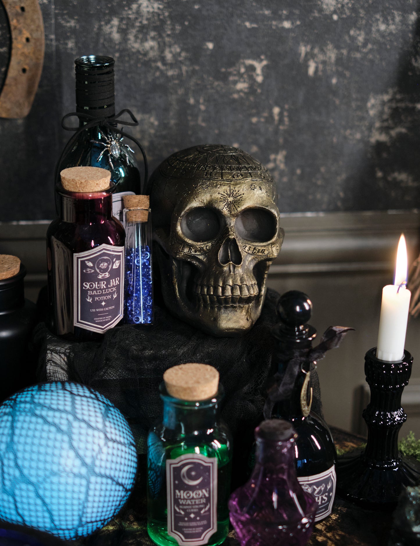 Луна вода зелено стъкло флакон 13,5 cm