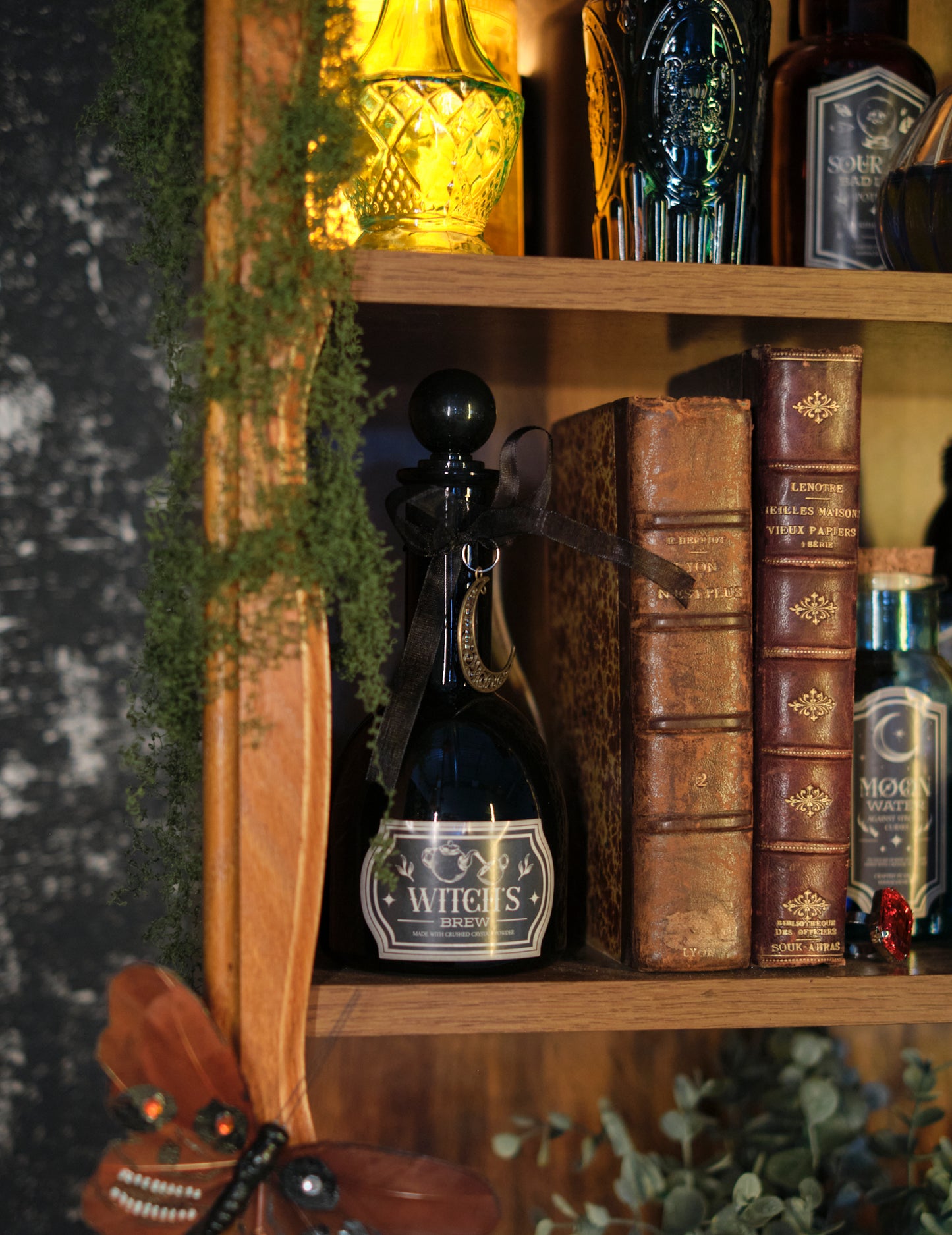 Вещица Черна вълшебна флакон 19,5 см