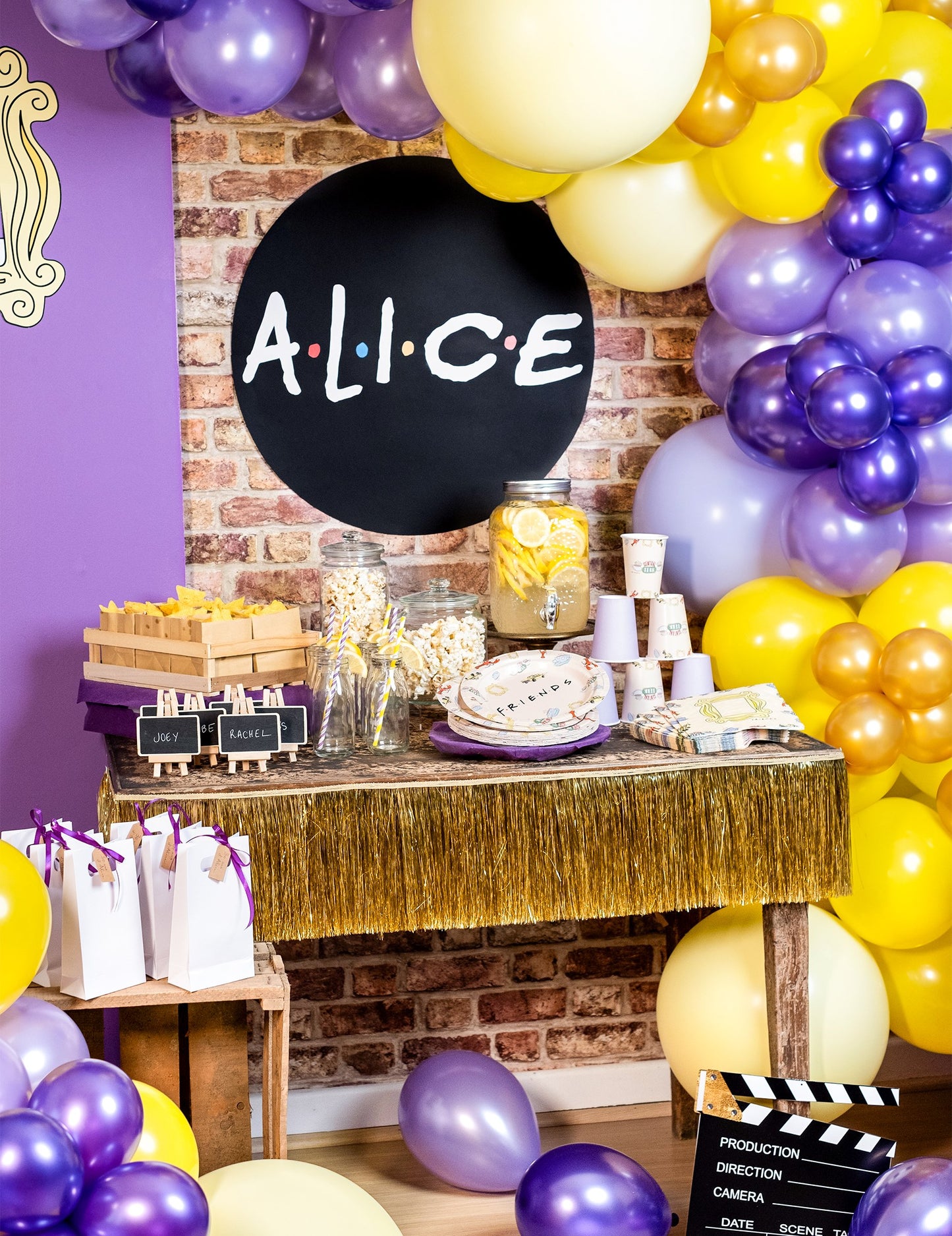 Златна нишка гирлянда 135 см