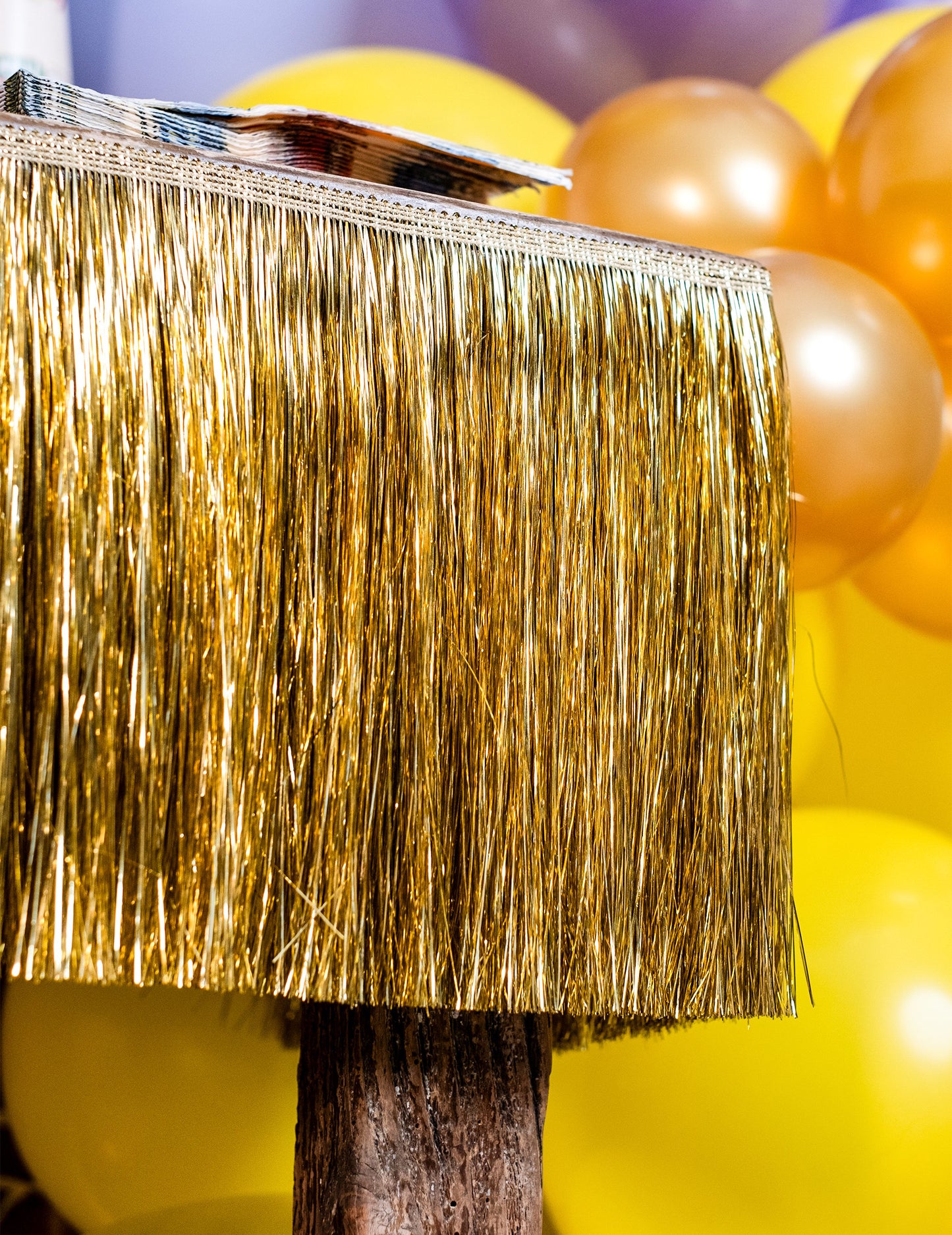 Златна нишка гирлянда 135 см