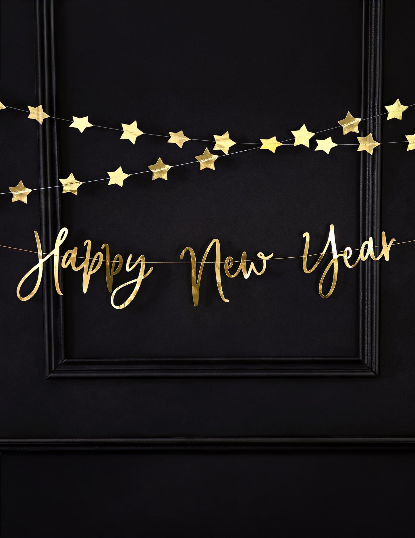 Металически златист картонен гирлянд "Честита Нова Година", 66 x 18 cm