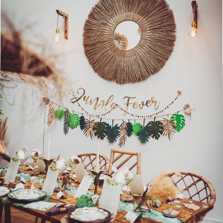 Златна гирлянда от картон "Jungle Fever" 1,20 м, тропическа, за рожден ден