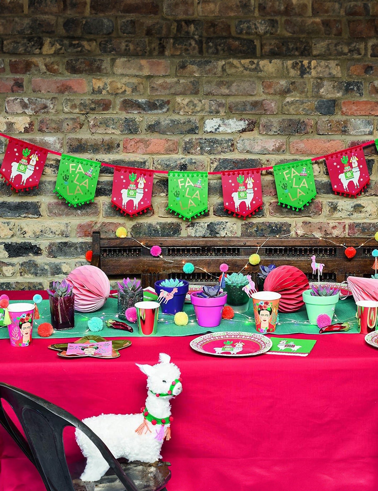 4-метрова коледна гирлянда от картон с лама и вимпели