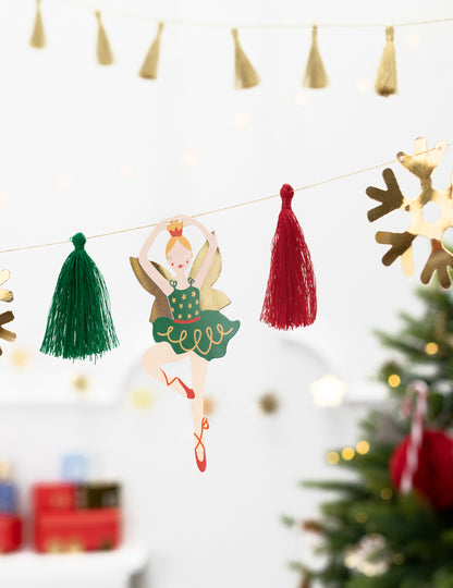 2-метрова коледна хартиена гирлянда с дизайни на лешникотрошачката, балерината и помпони