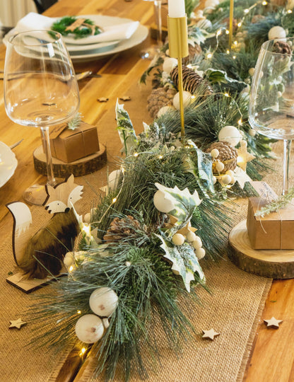 Гирлянда от зелени листа и борови шишарки, 1 м, коледна украса