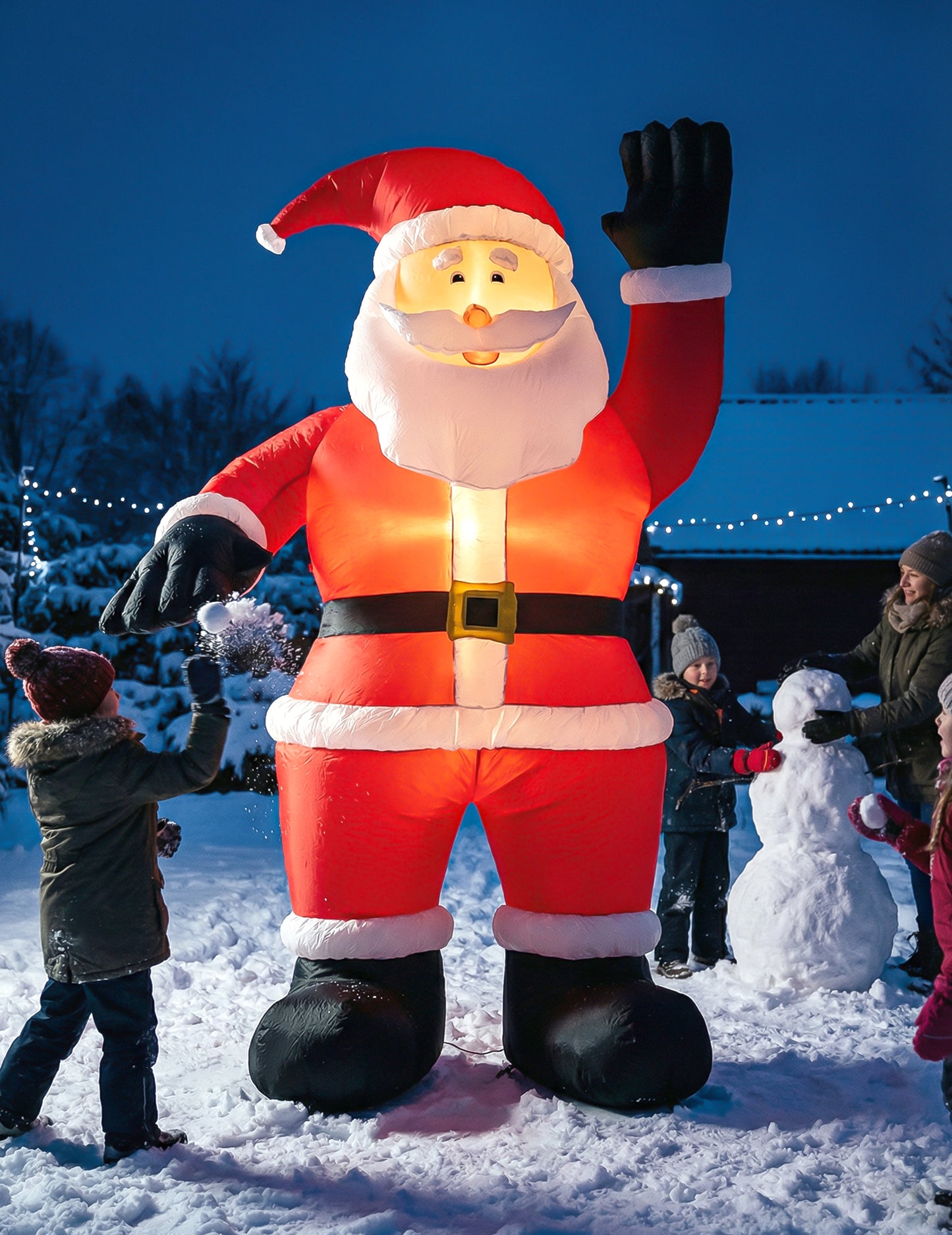 Надуваема и светеща гигантска декорация на Дядо Коледа 244 cm 