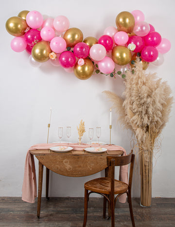 Комплект от 50 розово-златни балона за арка с божури и евкалипт, флорална декорация