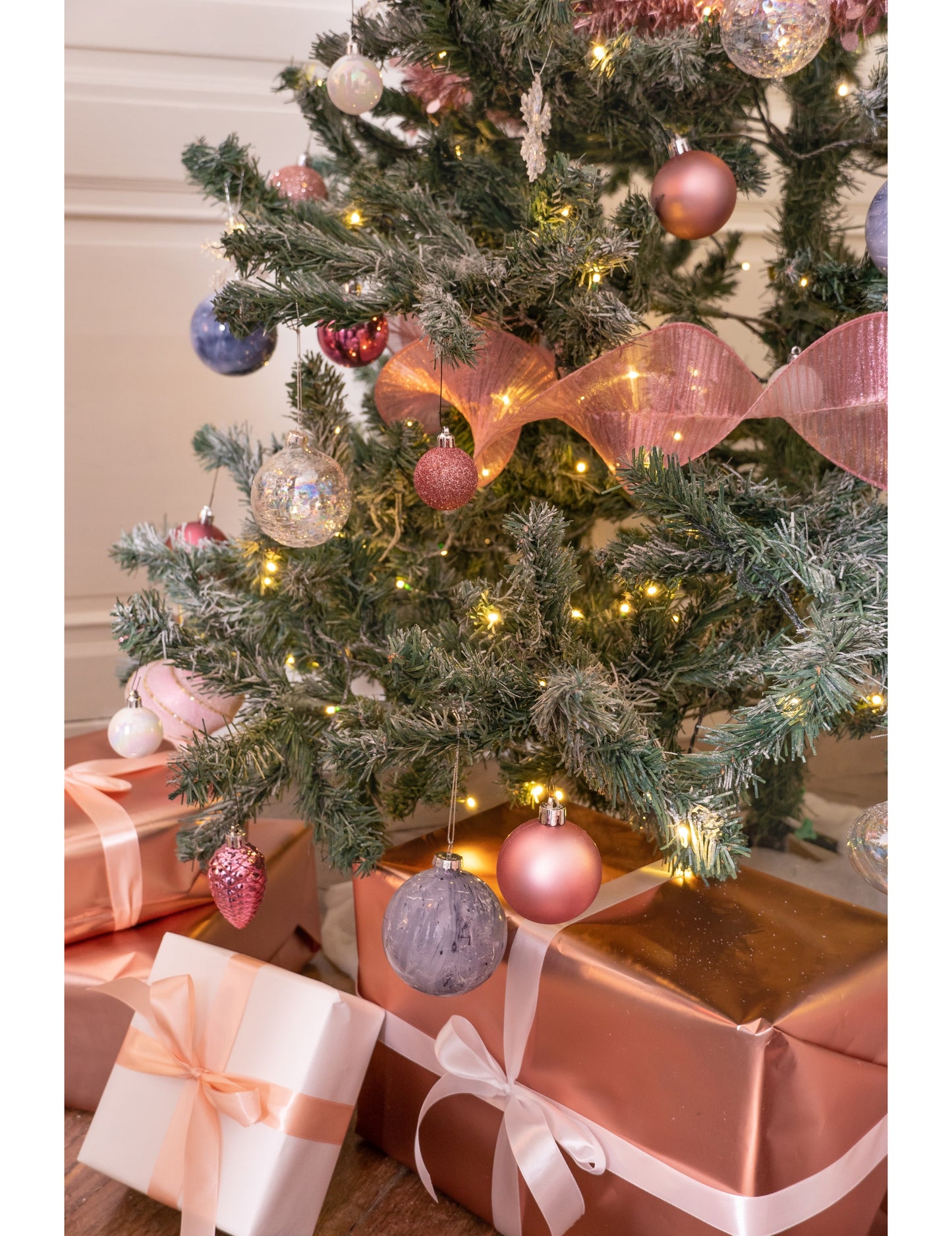 Комплект украси за коледна елха в розово злато, 18 части 