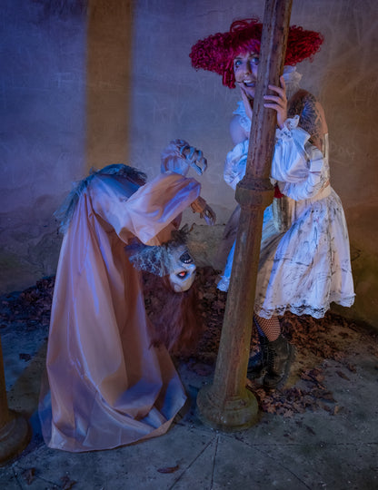 Прокълнатата дама анимира 130 cm