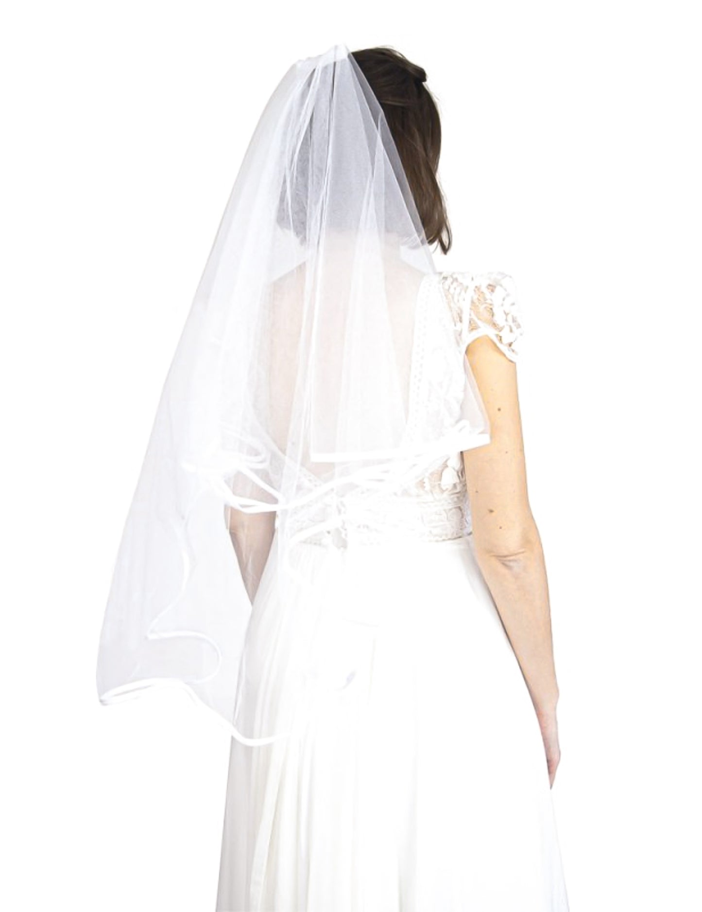 Дълъг бял булчински воал