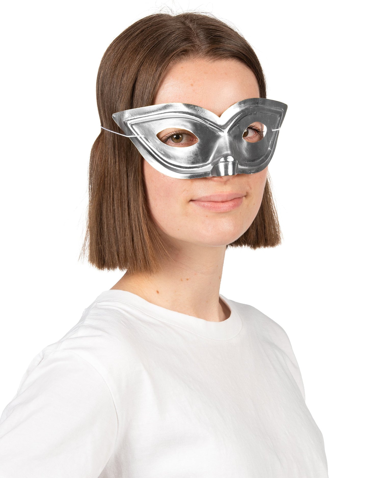 Възрастен брилянтен сребърен вълк