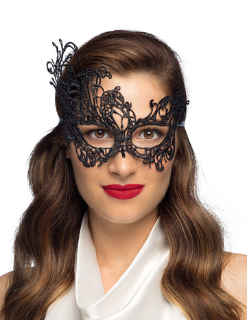 Секси черен дантелен вълк