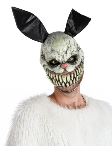 Възрастен светещ в тъмната зъл маска за зайче