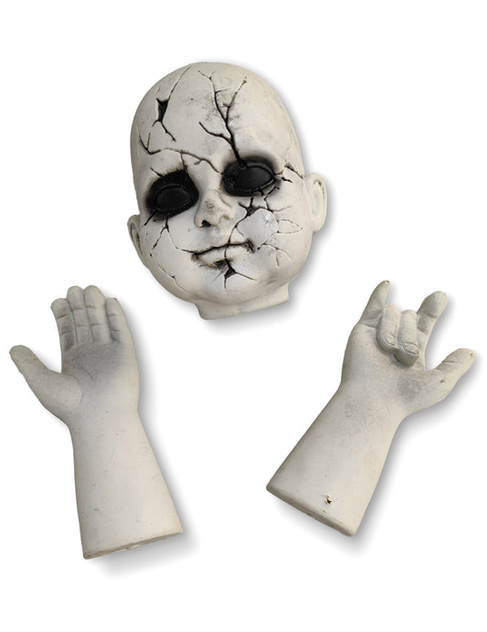 Morceaux de poupée tête et mains pour décoration d'Halloween blanc craquelé