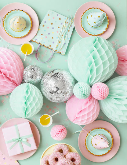 Малка ментово-зелена хартиена пчелна пита 10 cm за окачване 