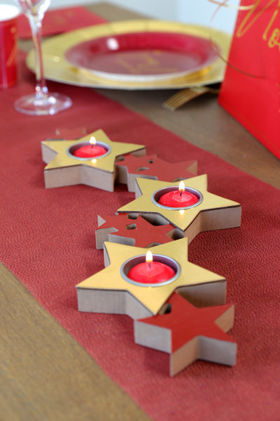 Дървен и метален свещник с червени и златни звезди, 40 x 13 x 2 cm Коледни украси