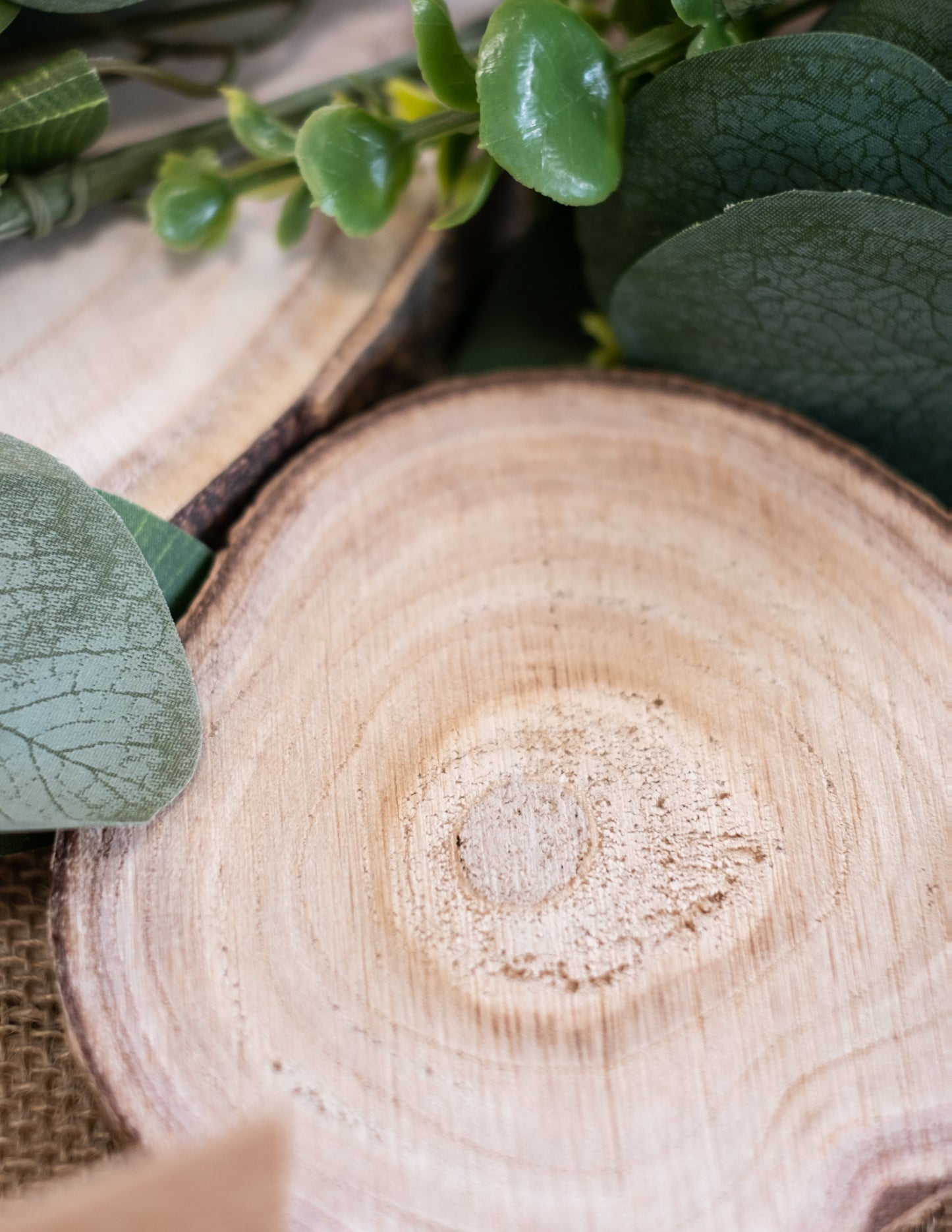 Дървени трупи от естествена дървесина 10 до 12 cm за сватбени декорации