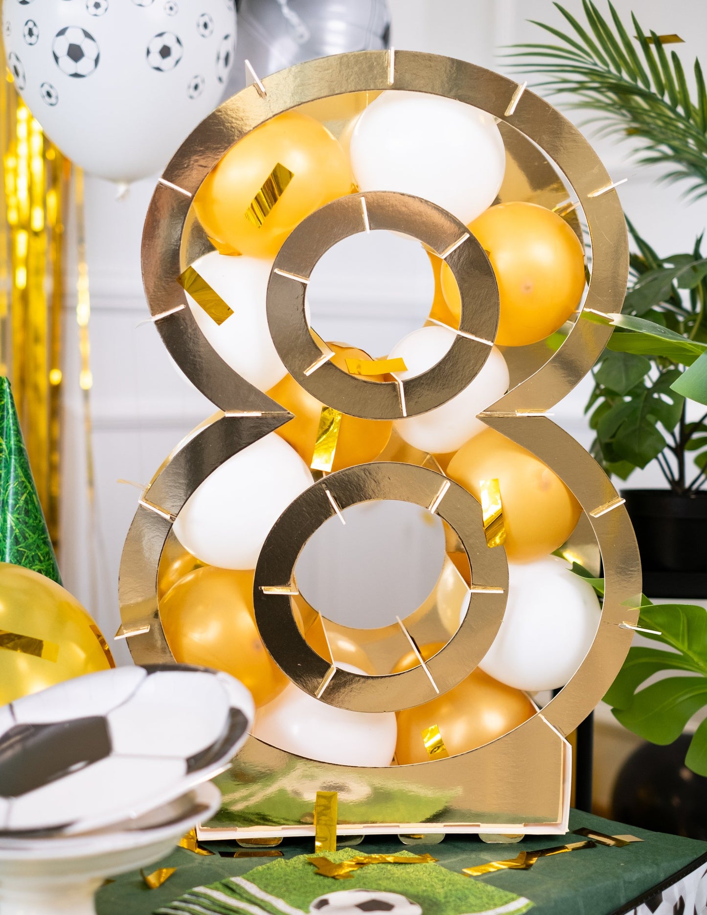 Златна числова структура за балони 64 cm картон