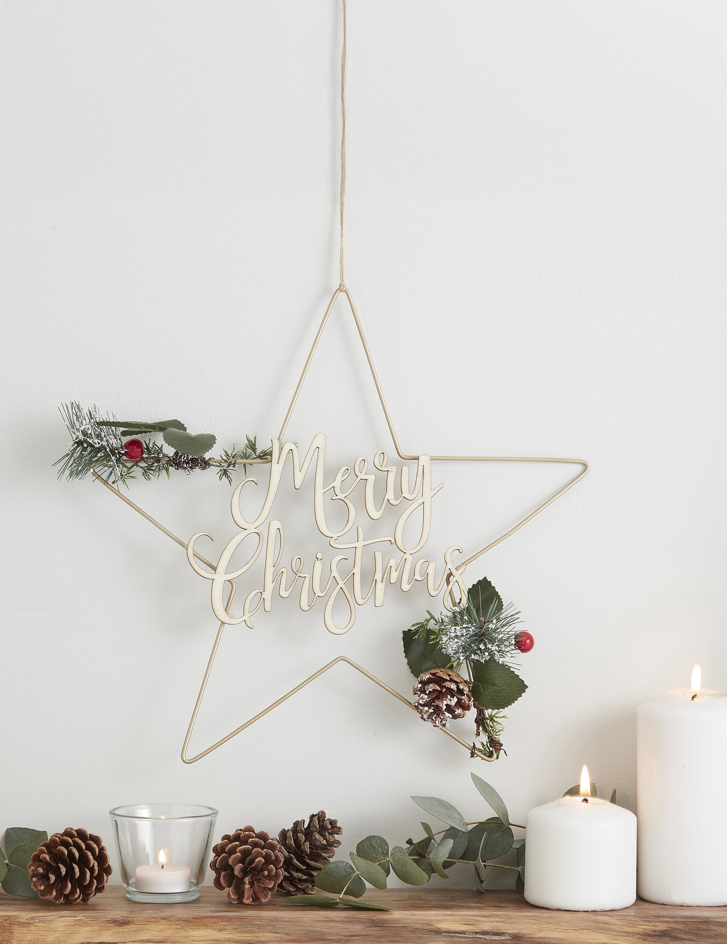 Златна метална висяща украса "Весела Коледа звезда" 32 cm Украса за коледна елха
